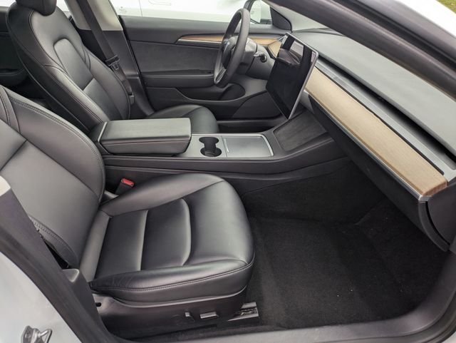 Used 2022 White Tesla Long Range image 26