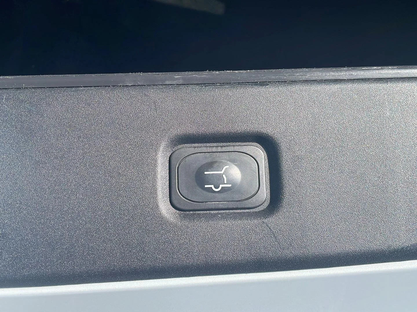 Certified Used 2025 Space Silver Ford Active image 37