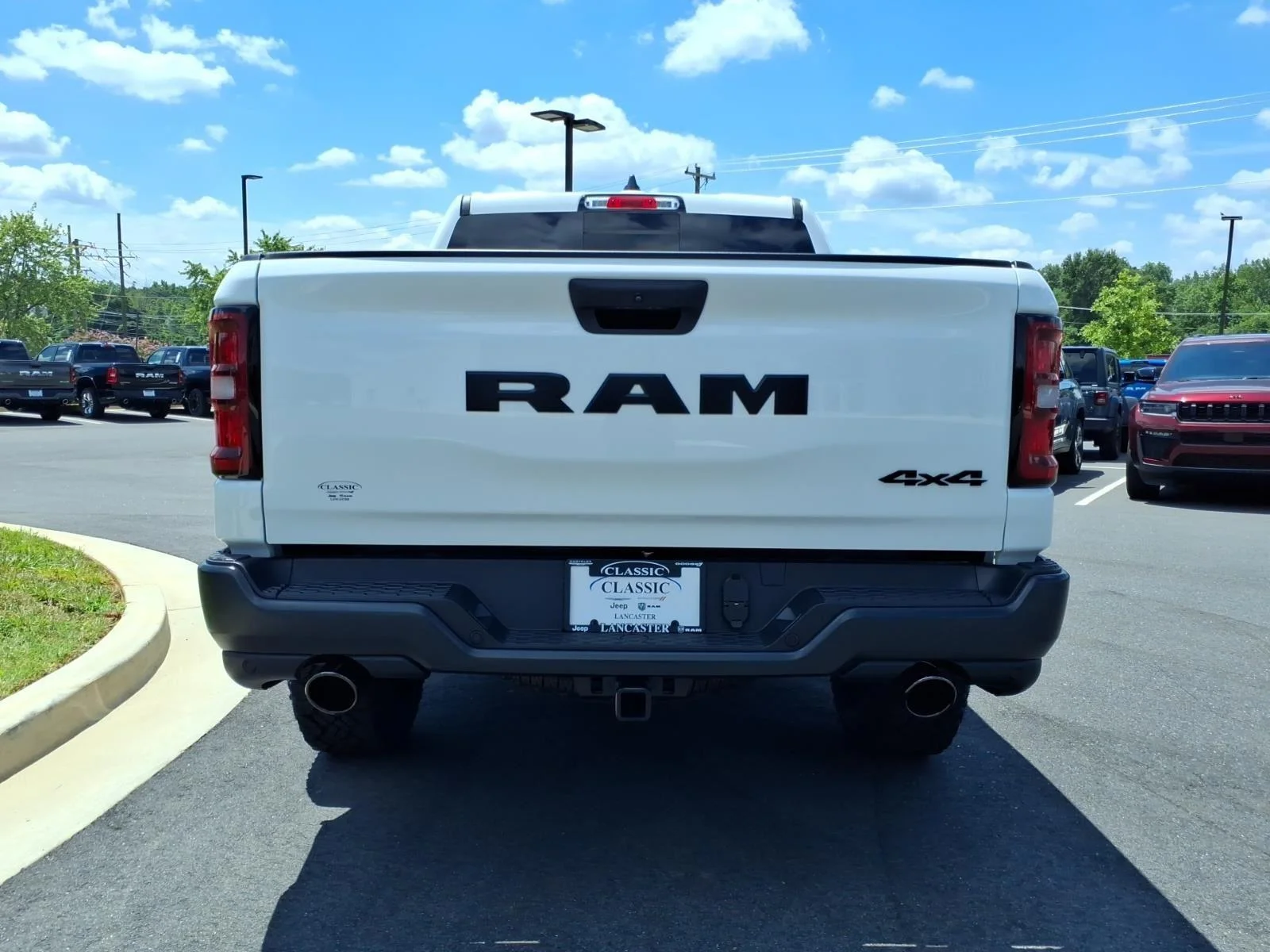 New 2026 Bright White Clear-Coat Exterior Paint RAM Warlock image 16