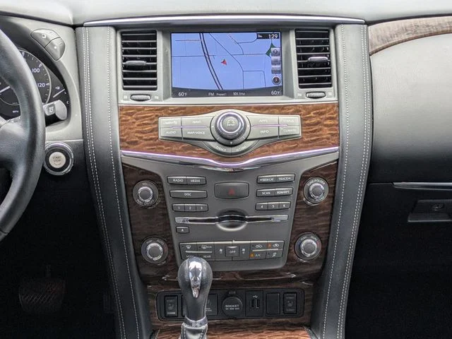 Used 2019 Blue Nissan SL image 22