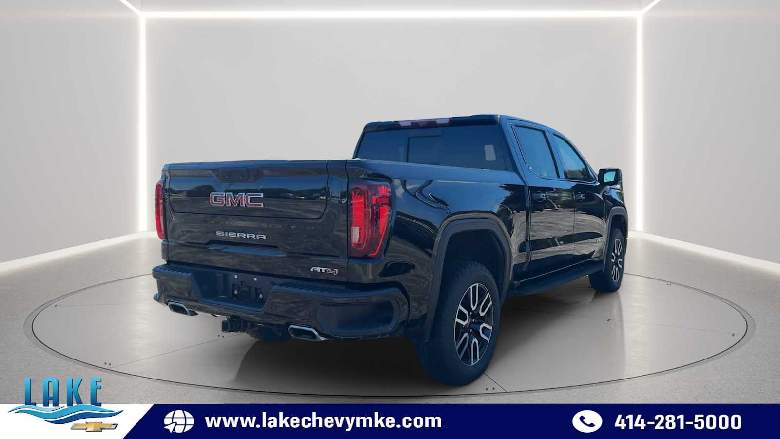 Certified Used 2022 Onyx Black GMC AT4 image 11
