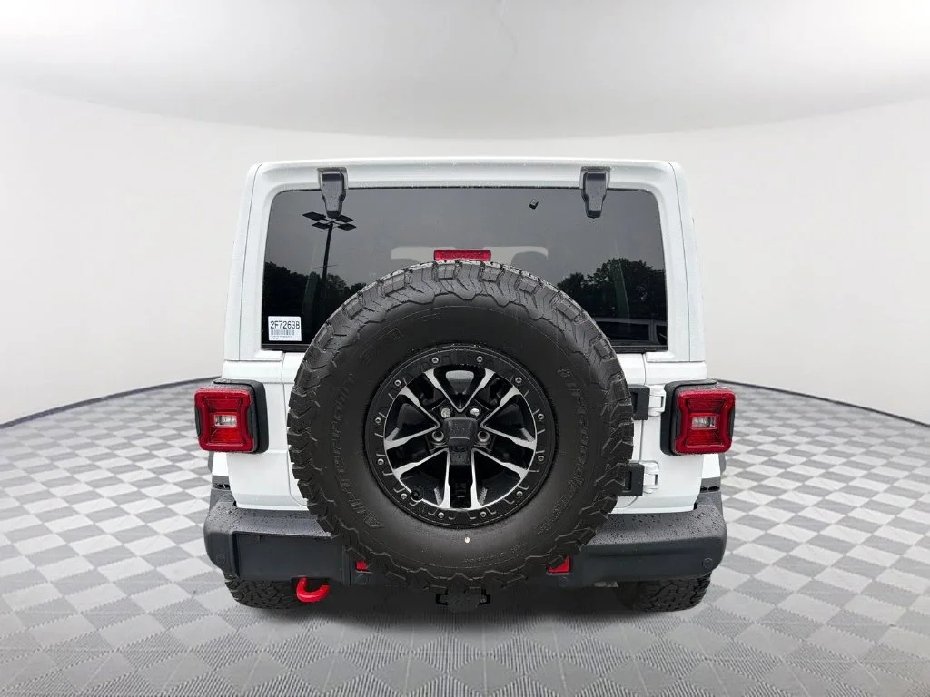 Used 2024 White Jeep Rubicon X image 6