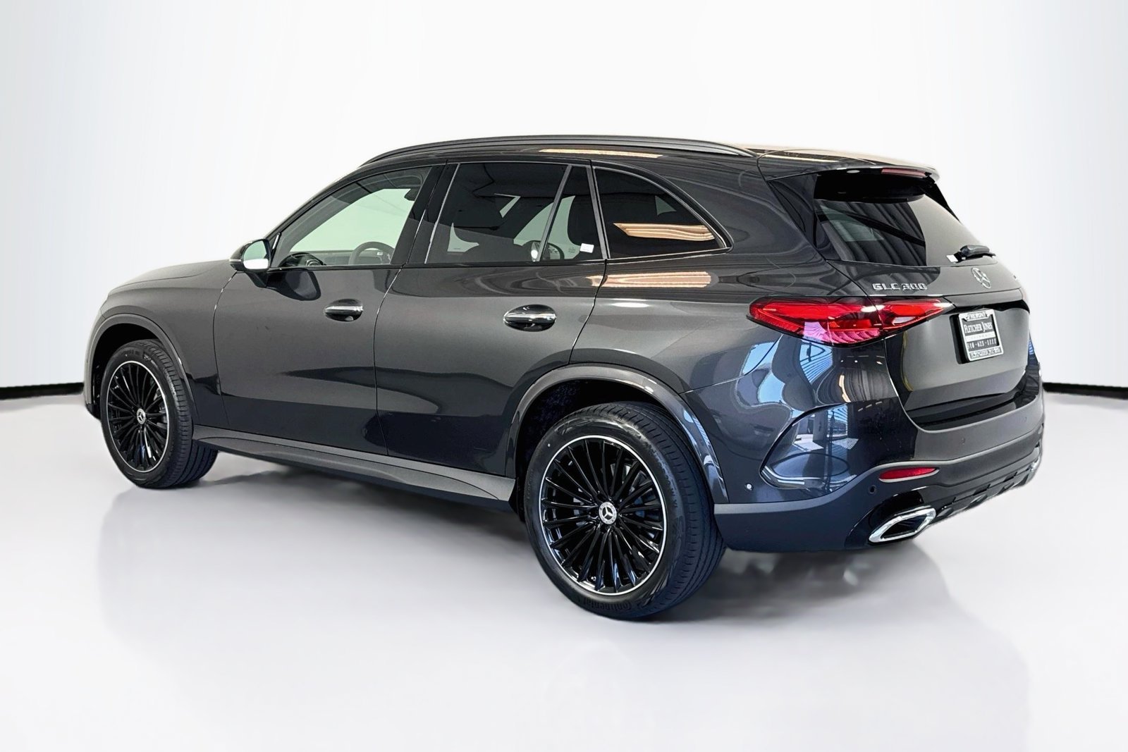 New 2026 Graphite Grey Metallic Mercedes-Benz GLC 300 image 7