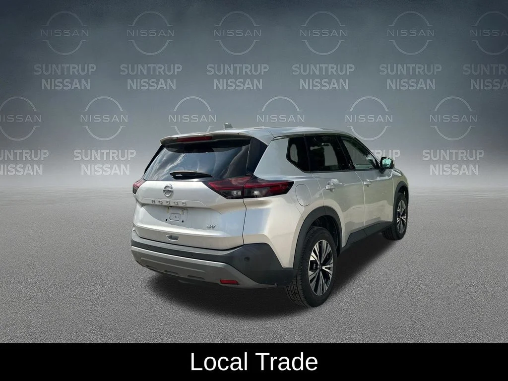 Used 2021 Silver Nissan SV image 6