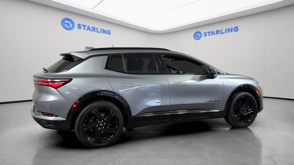 2024 Chevrolet Equinox EV RS - Photo 10