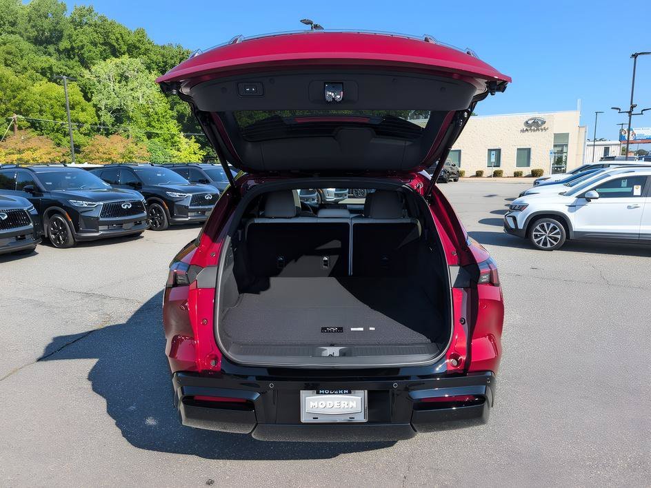New 2027 Sunfire Red Pearl Metallic INFINITI SPORT image 24