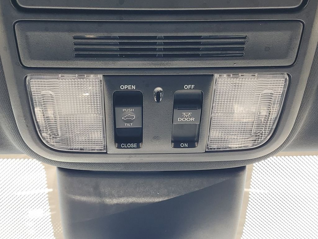 Used 2023  Honda Sport image 33