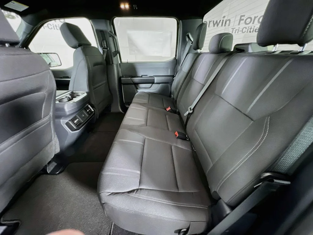 New 2026 Oxford White Ford STX image 27