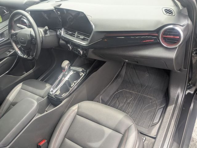 Used 2025 Mosaic Black Metallic Chevrolet 2RS image 21