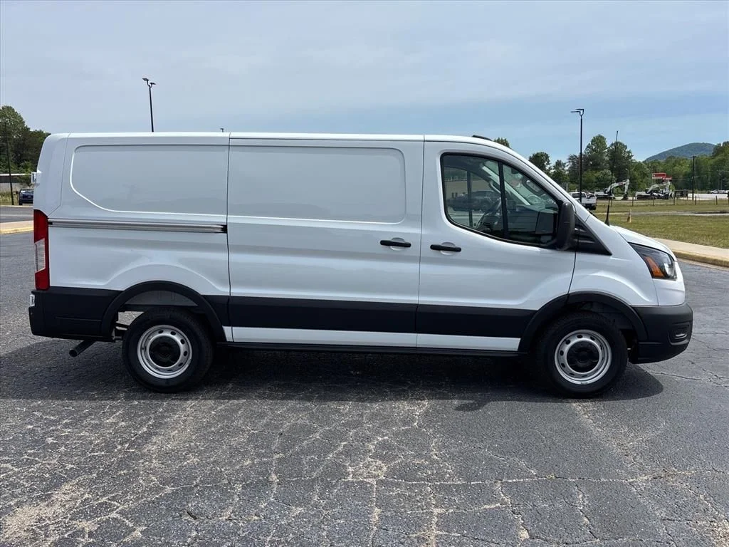 New 2026 Oxford White Ford Cargo Van image 9