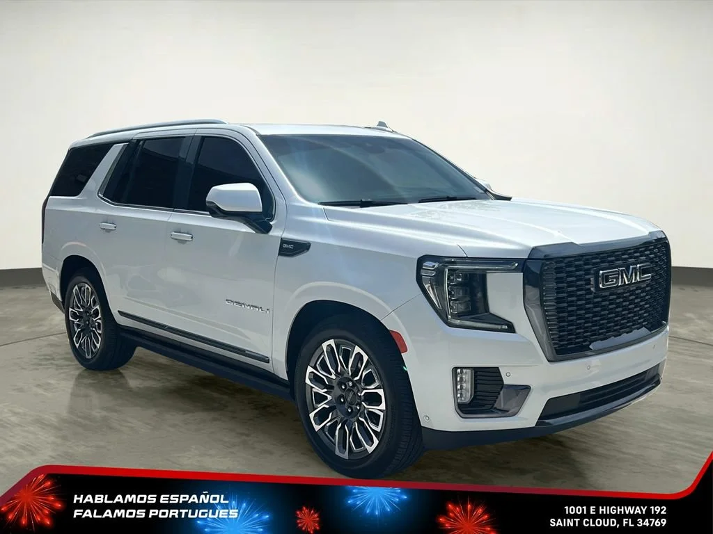 Used 2023 White Frost Tricoat GMC Denali Ultimate image 8