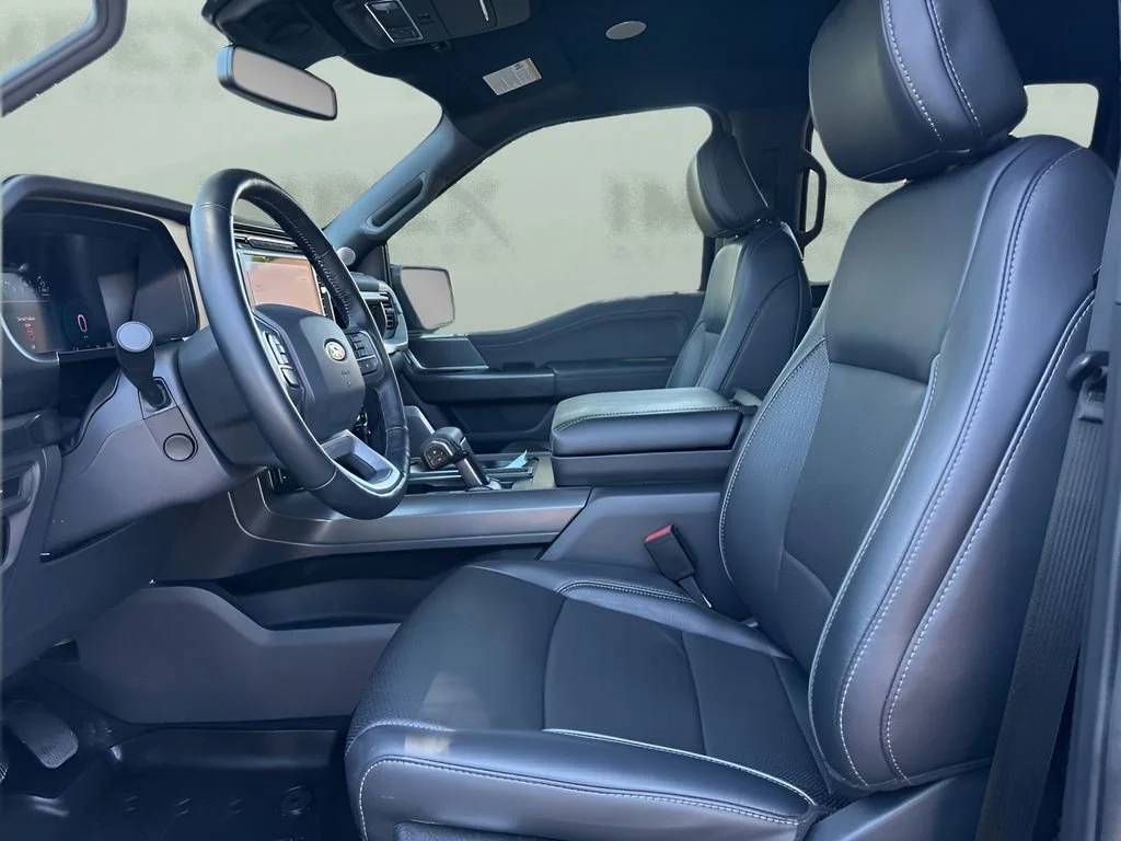 Used 2024 Black Ford LARIAT image 19