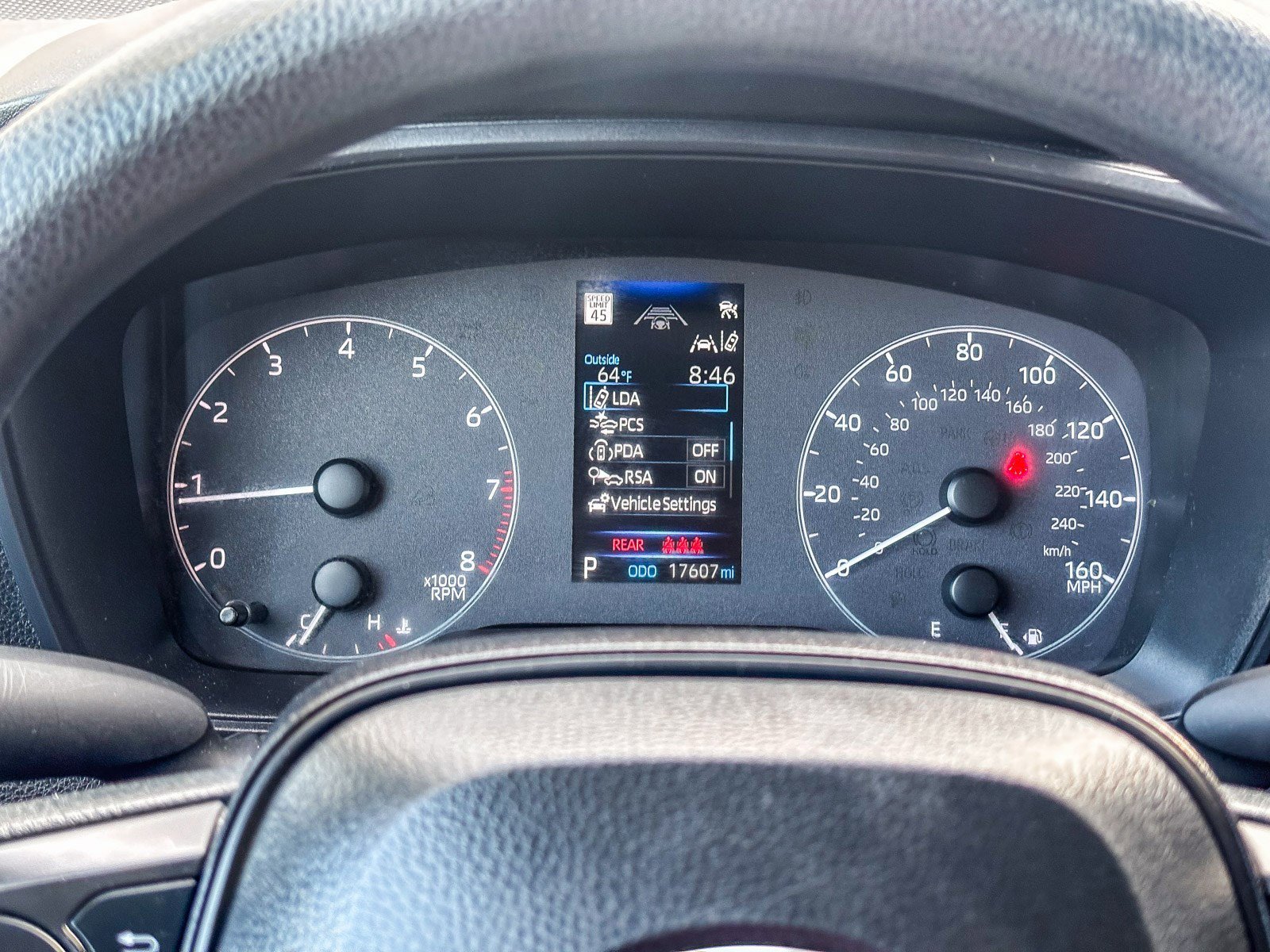 2025 Toyota Corolla LE - Photo 26