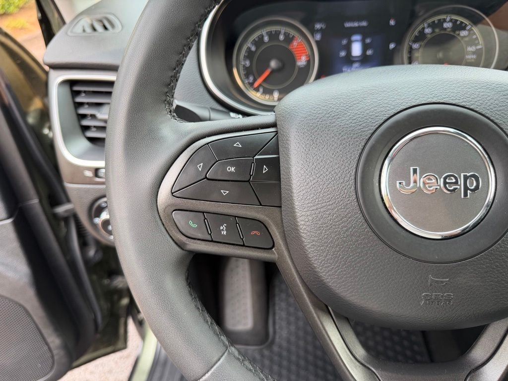 Used 2021 Olive Green Pearlcoat Jeep Trailhawk image 17