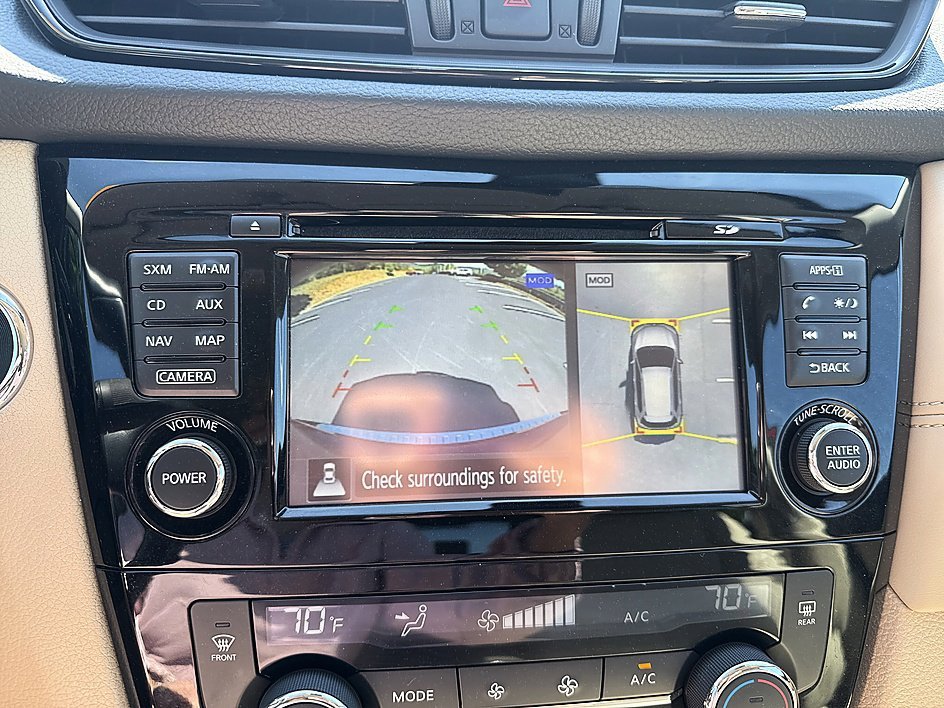 Used 2017 Palatial Ruby Nissan SL image 15