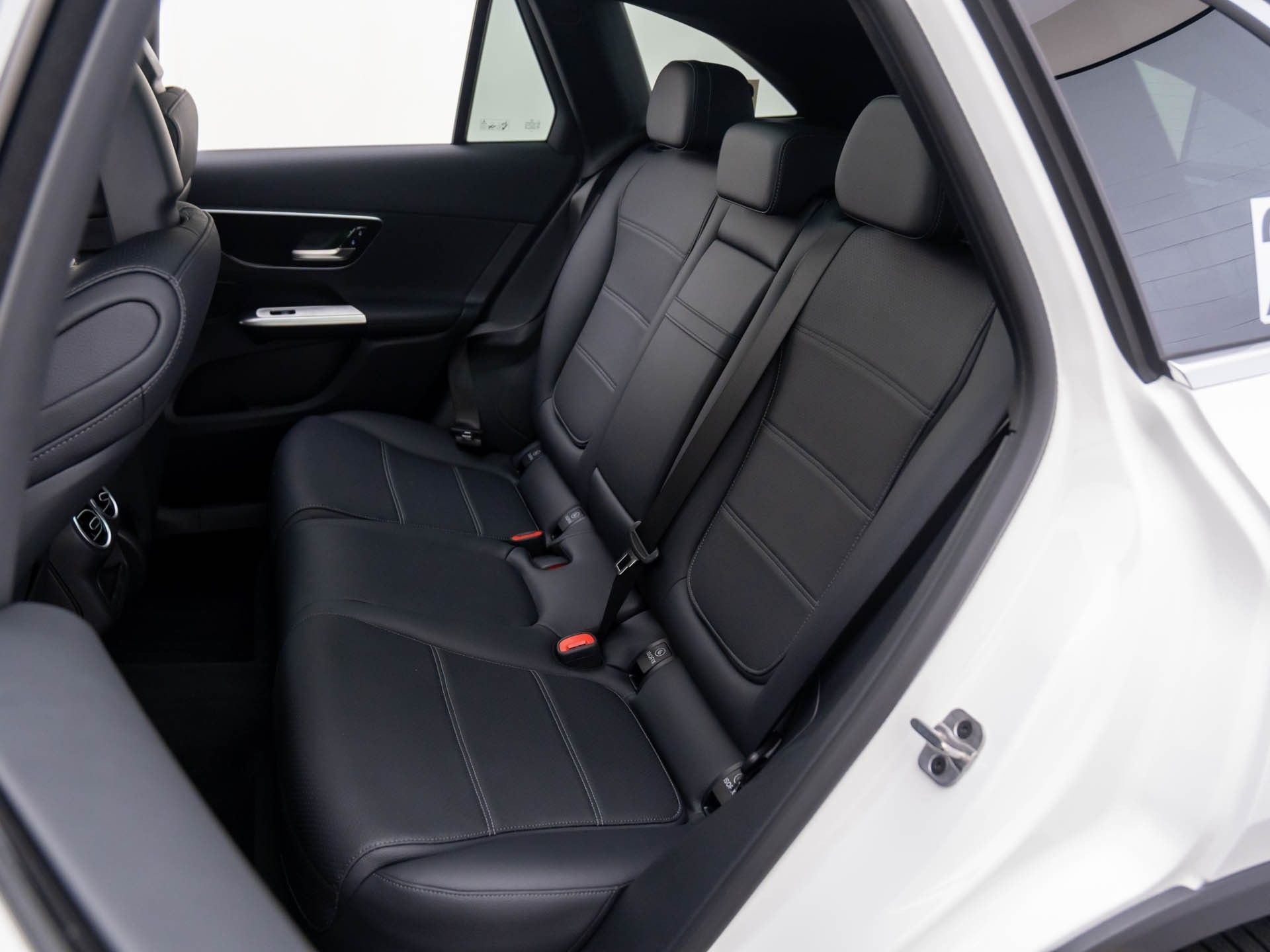 Certified Used 2026 White Mercedes-Benz GLC 300 image 16