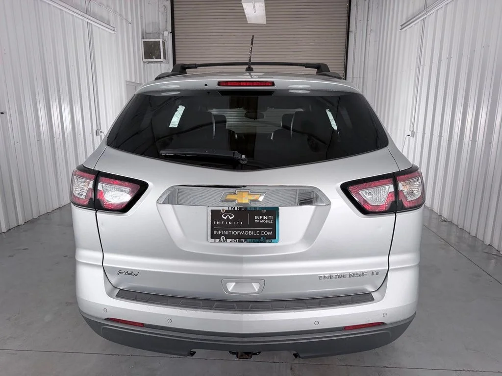 Used 2014 Silver Chevrolet LT image 6