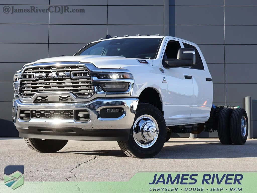2026 RAM 3500 Tradesman 4X4 Crew Cab's photo