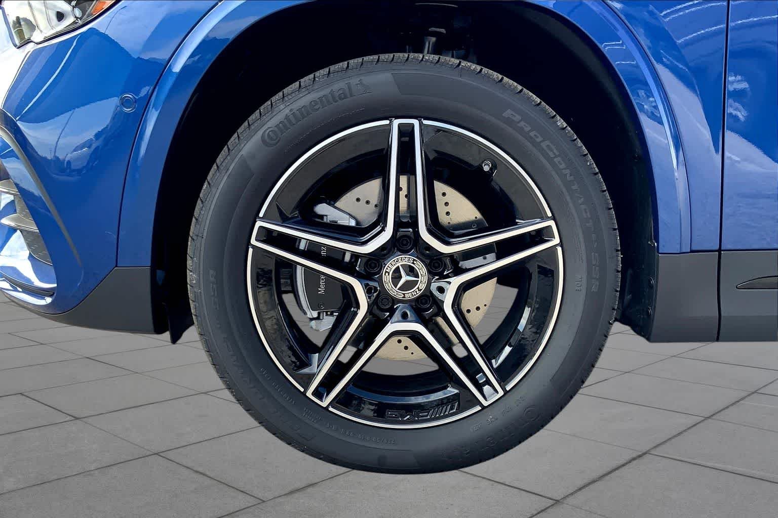 Used 2025 Starling Blue Metallic Mercedes-Benz GLA 250 image 20