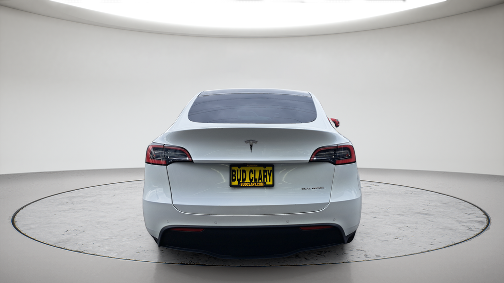 Used 2021  Tesla Long Range image 4