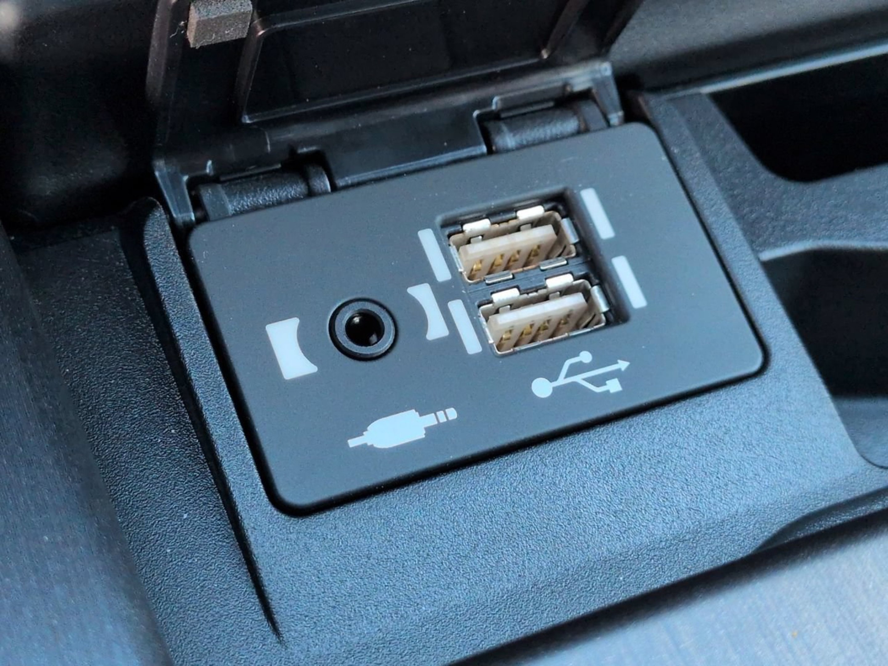 Used 2022 Iridium Lexus 350 F Sport image 21