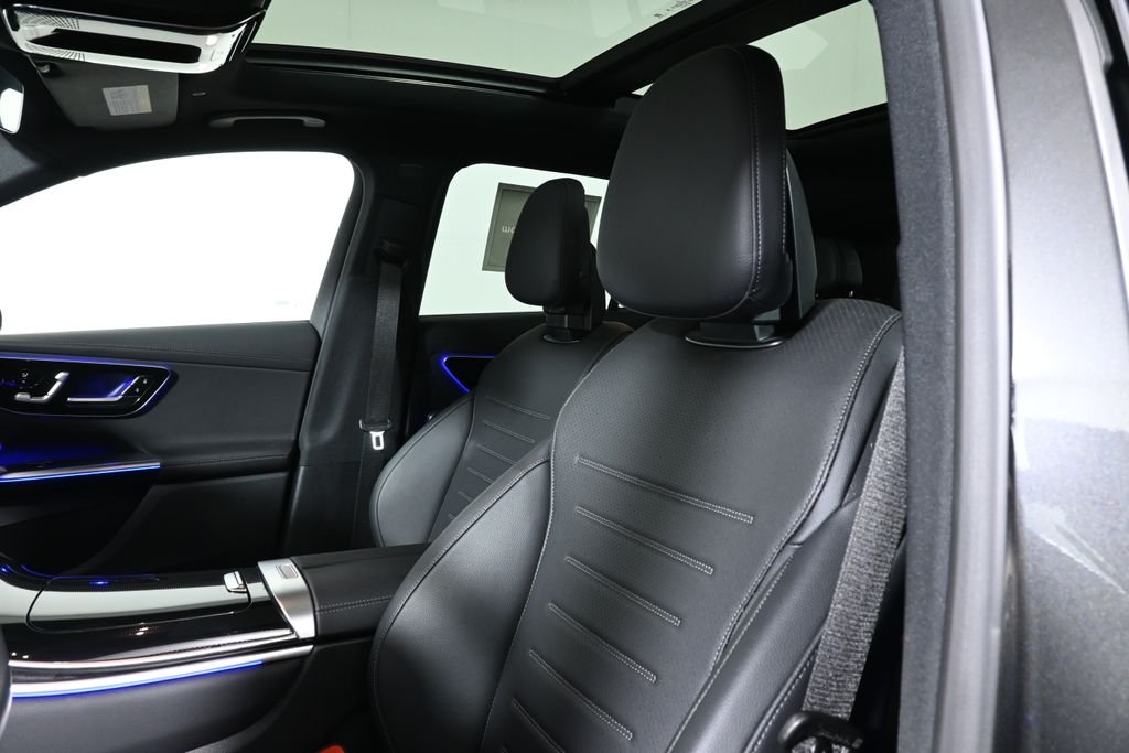 2026 Mercedes-Benz GLC Base - Photo 16