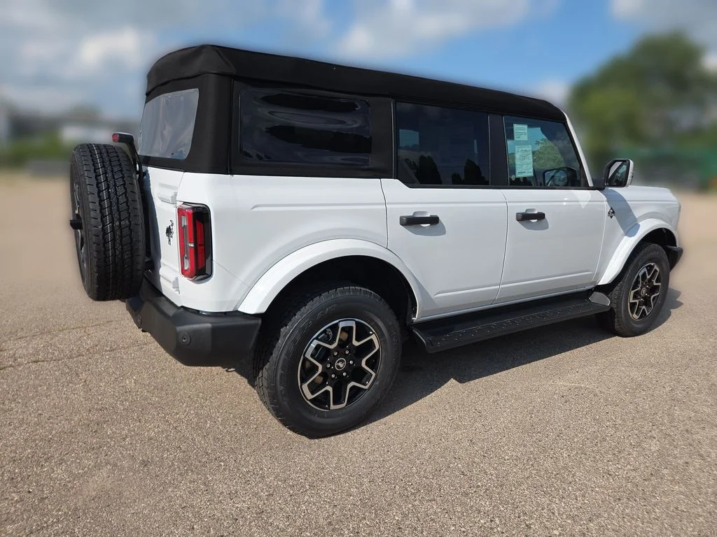 New 2026 White Ford Outer Banks image 6
