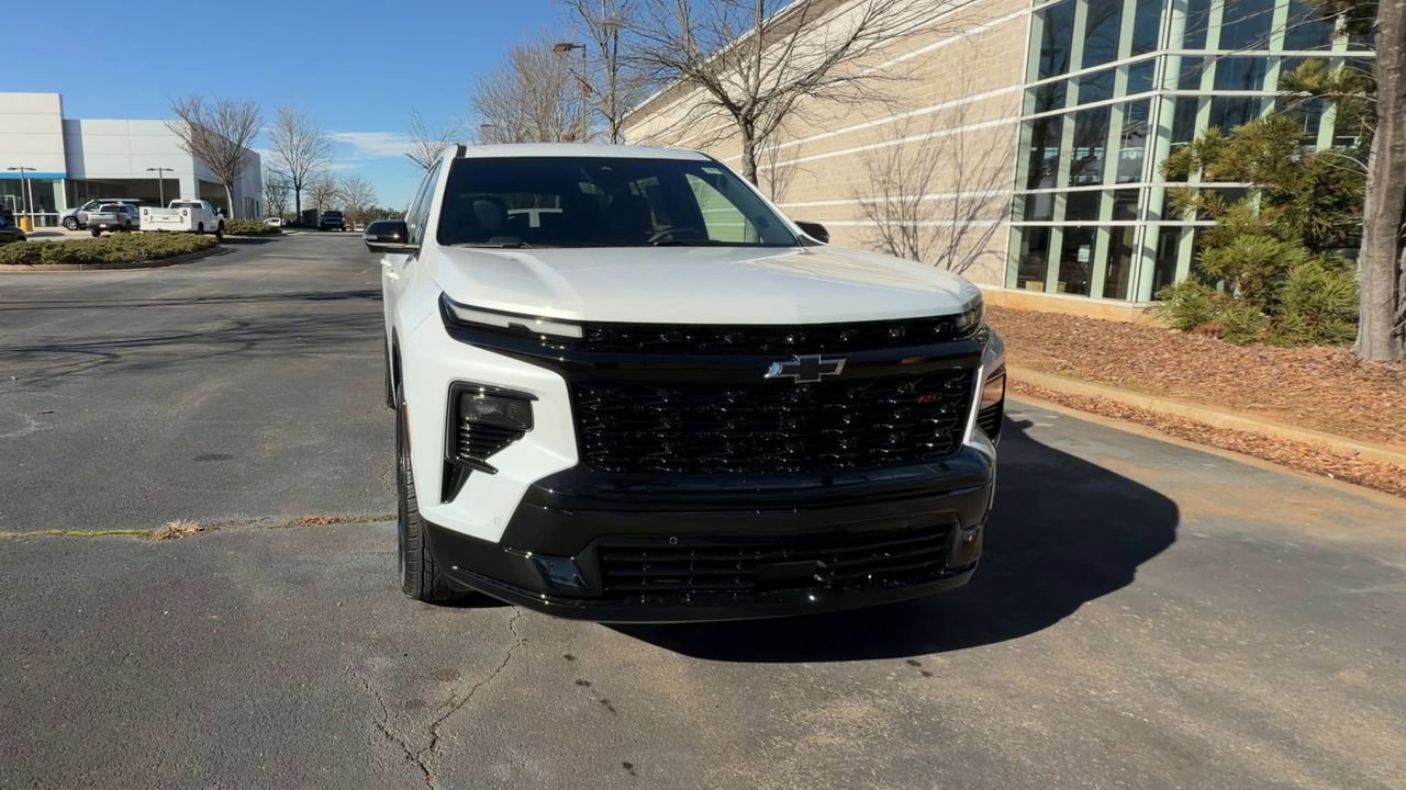 Used 2026 Polar White Tricoat Chevrolet RS image 3