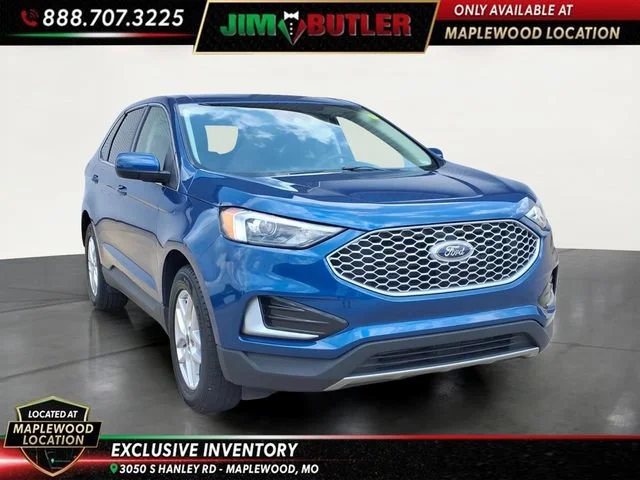 Used 2024  Ford SEL image 6