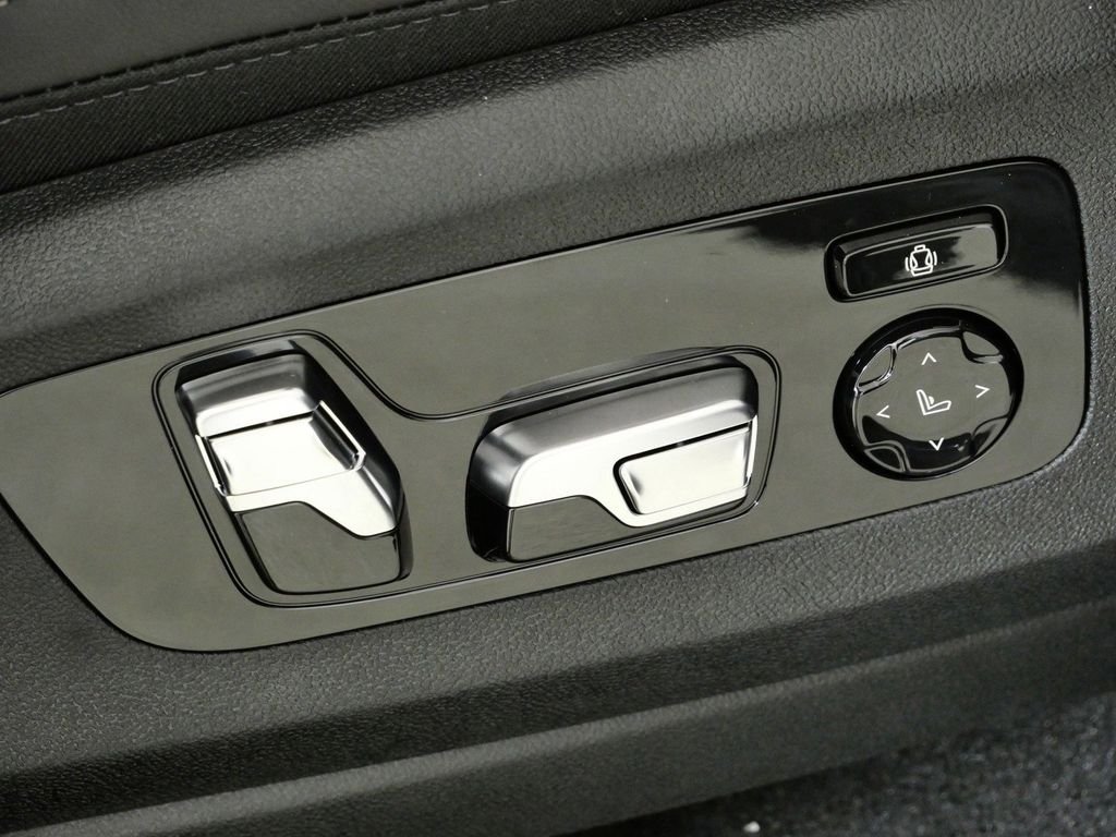 Used 2026 Carbon Black Metallic BMW xDrive50e image 23