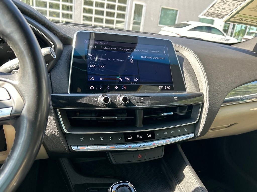 Used 2020 Red Cadillac Luxury image 32