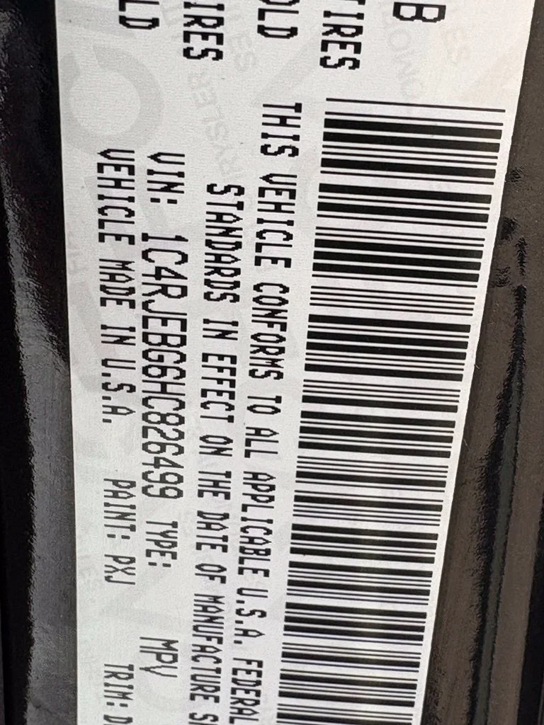 Used 2017 Black Jeep Limited image 18