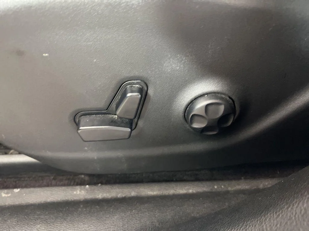 Used 2019 Billet Silver Metallic Clearco Jeep Limited image 5