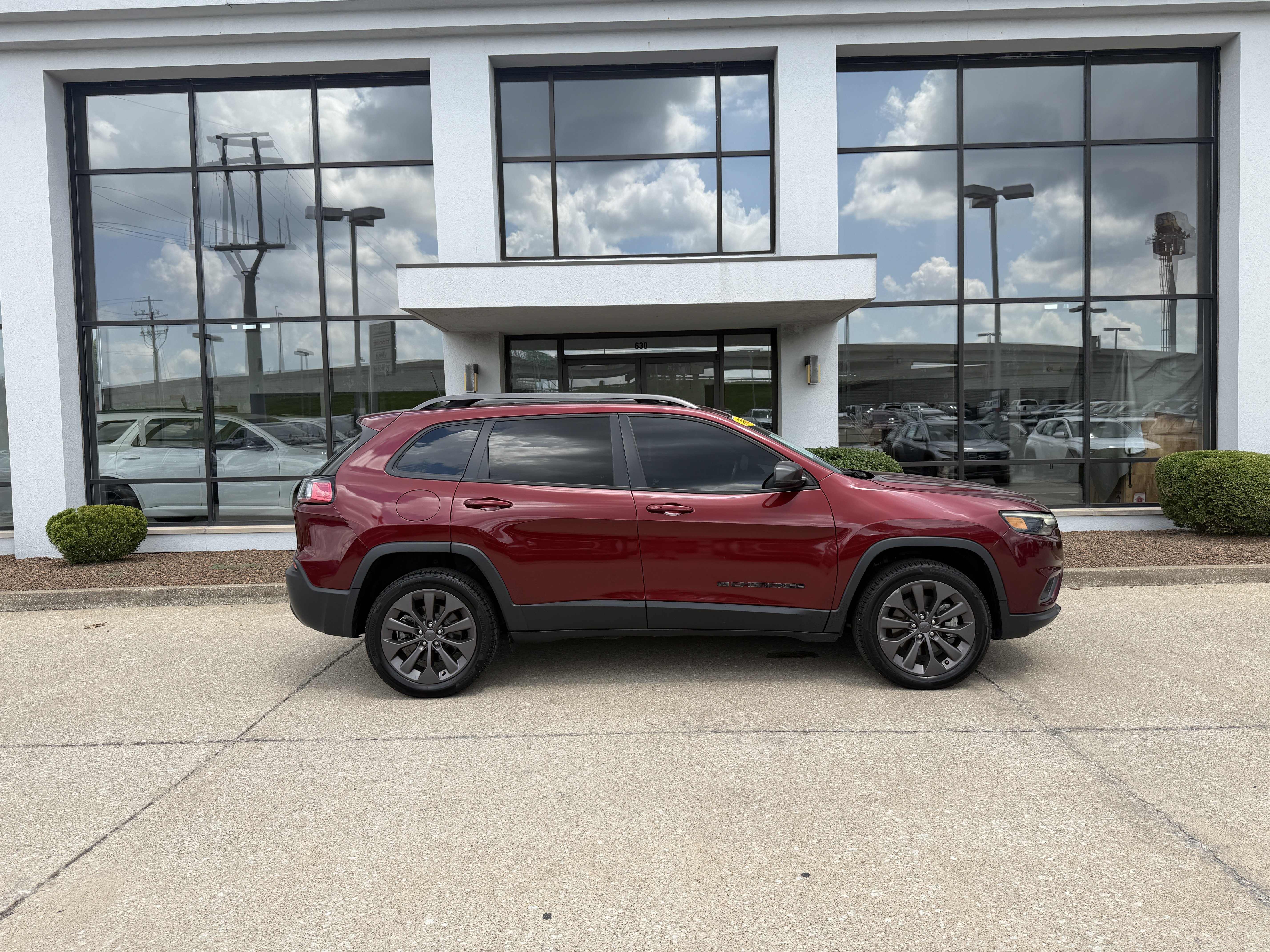 Used 2021 Velvet Red Pearlcoat Jeep 80th Anniversary image 3