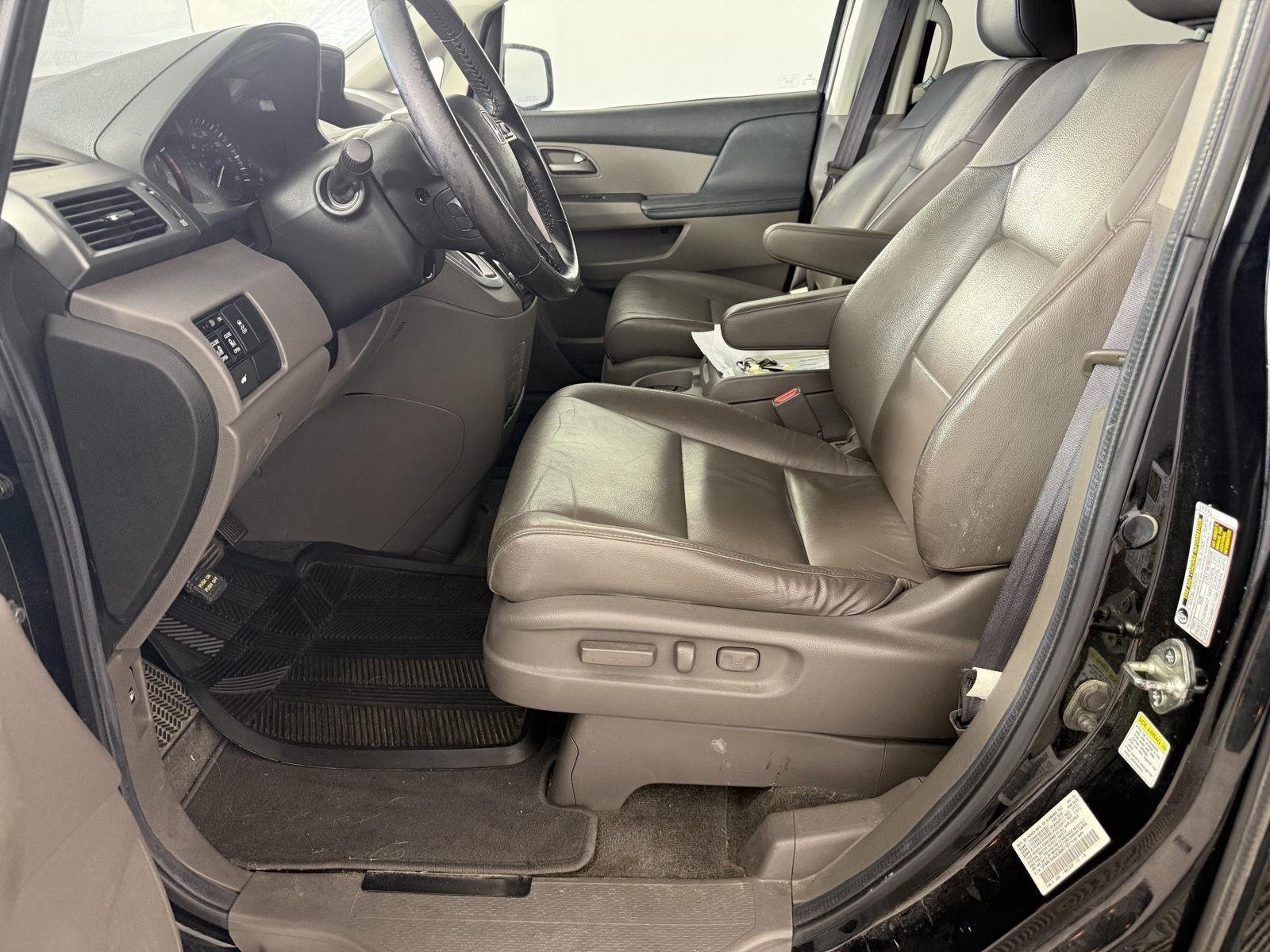 Used 2012 Crystal Black Pearl Honda EX-L image 5