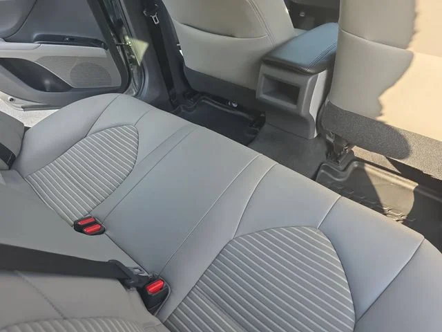 Used 2019 Silver Toyota SE image 12