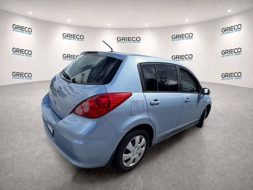 Used 2011 Blue Nissan 1.8 S image 7
