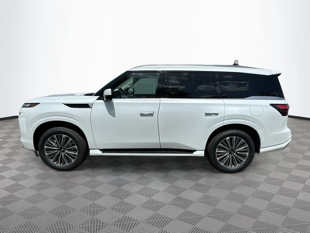New 2027 RADIANT WHITE INFINITI Luxe 2WD image 8
