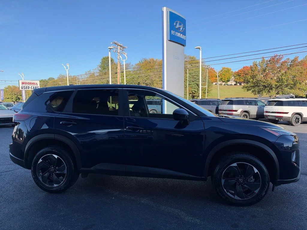 Used 2025 Blue Nissan SV image 6