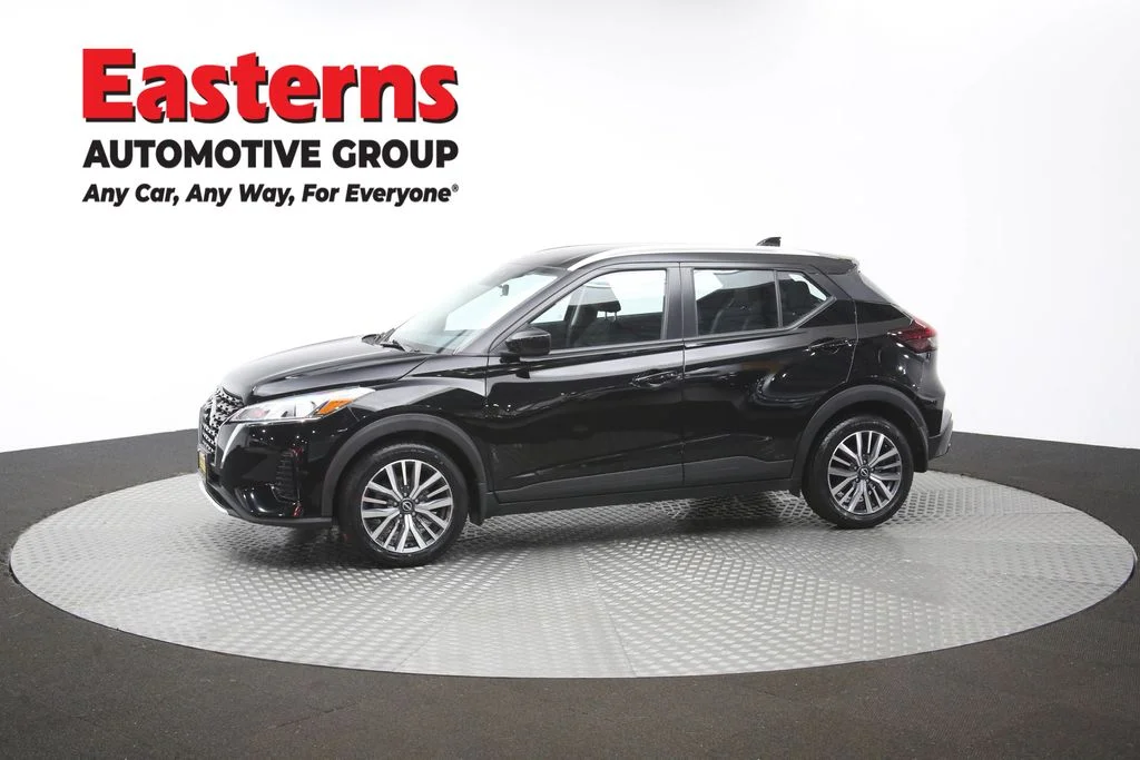 Used 2023 Black Nissan SV image 56