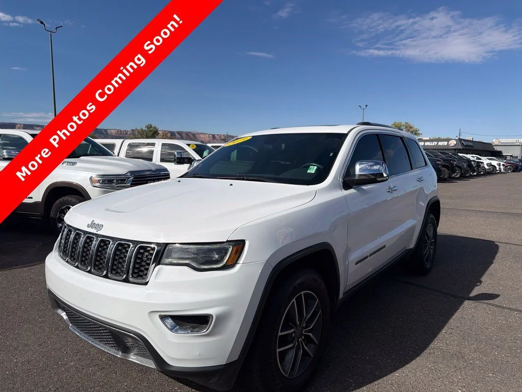Used 2019 White Jeep Limited image 3
