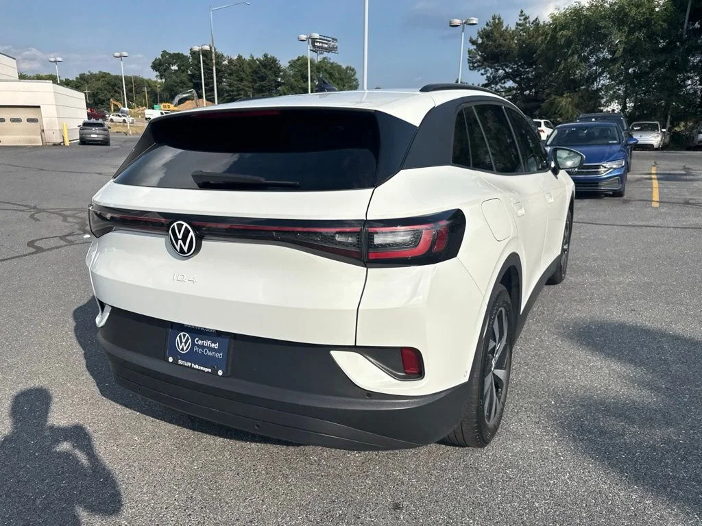 Certified Used 2024 Pure White Volkswagen Standard image 27