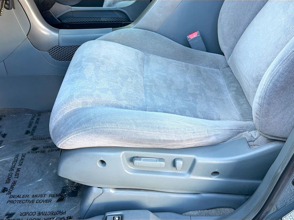 Used 2003 Starlight Silver Metallic Honda EX image 17