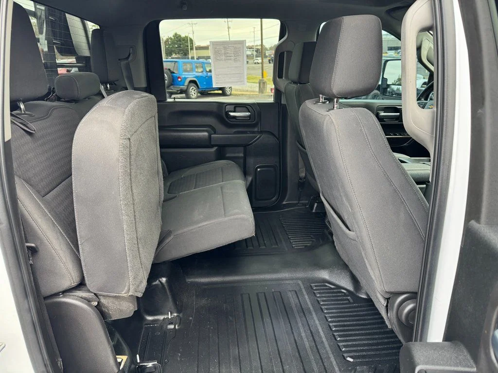 2022 Chevrolet Silverado 3500HD LT - Photo 19