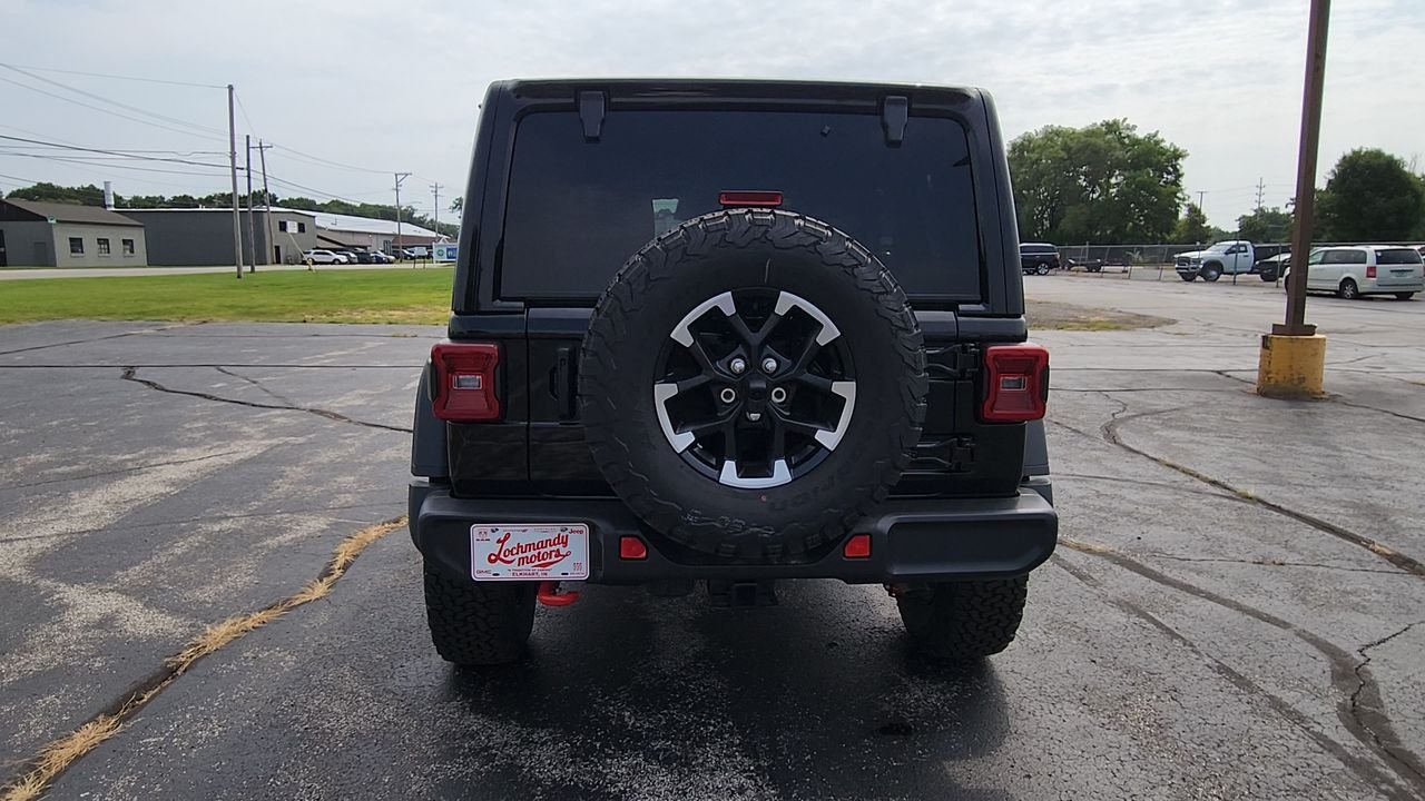 New 2026 Black Clear-Coat Exterior Paint Jeep Rubicon image 7