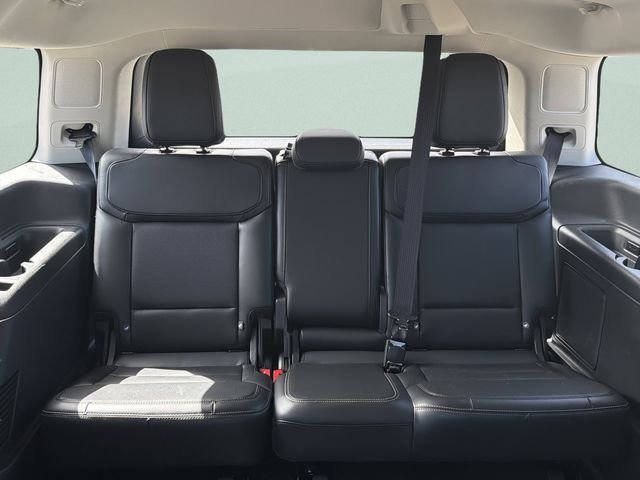 Used 2025 Black Ford Platinum image 42
