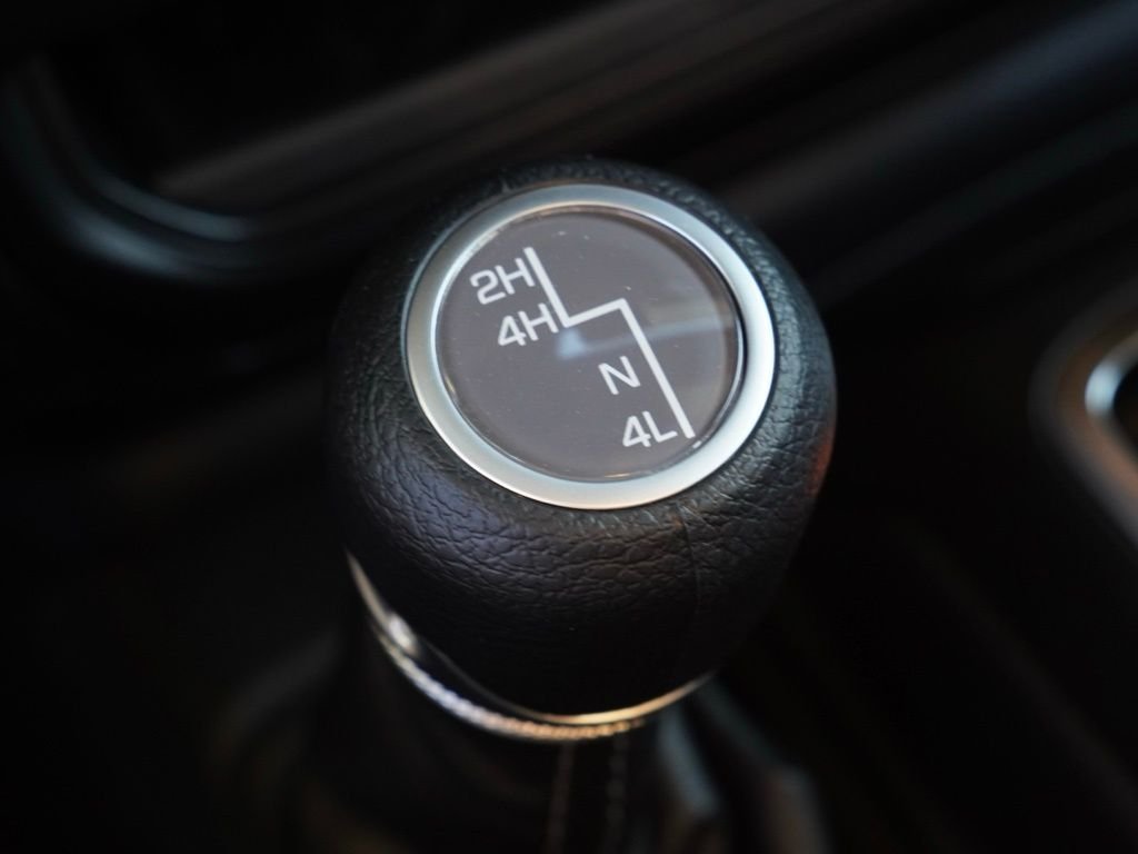 New 2026 Mojito Clear-Coat Exterior Paint Jeep 4-Door Sport S image 18