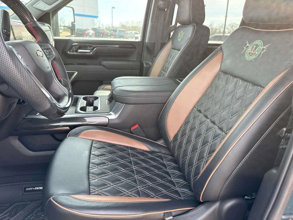 2025 Chevrolet Silverado 2500 HD LTZ - Photo 30