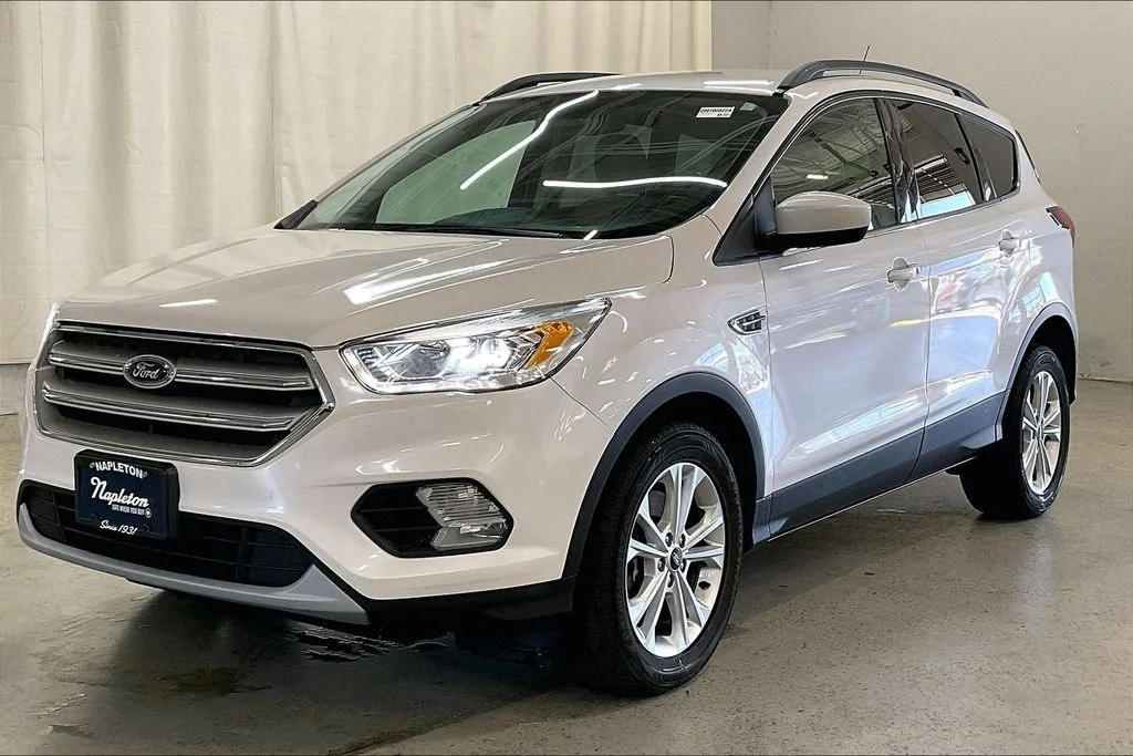 Used 2019 White Ford SEL image 12