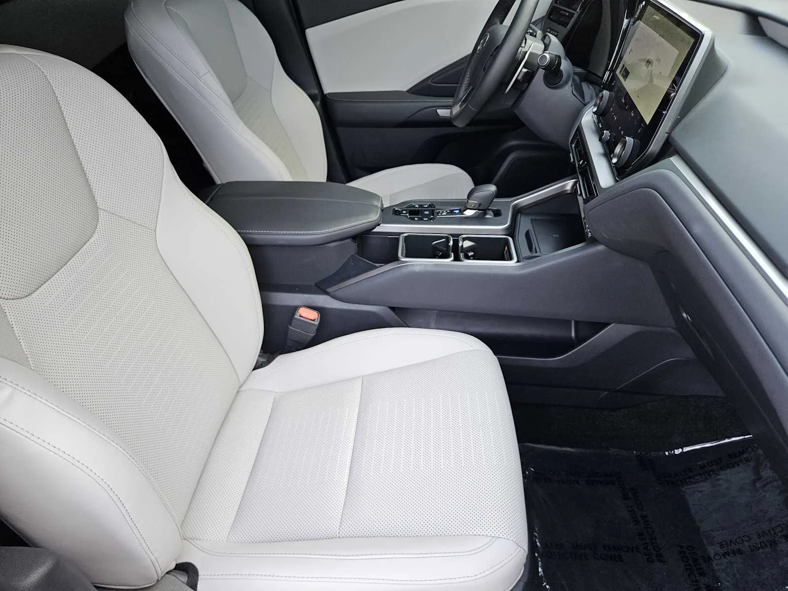 Certified Used 2025 CAVIAR Lexus  image 9